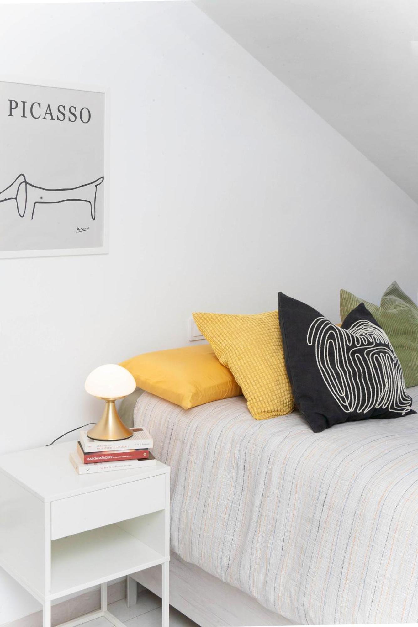 Picasso's Dream Cozy & Chic Attic Plaza Merced Appartamento Málaga